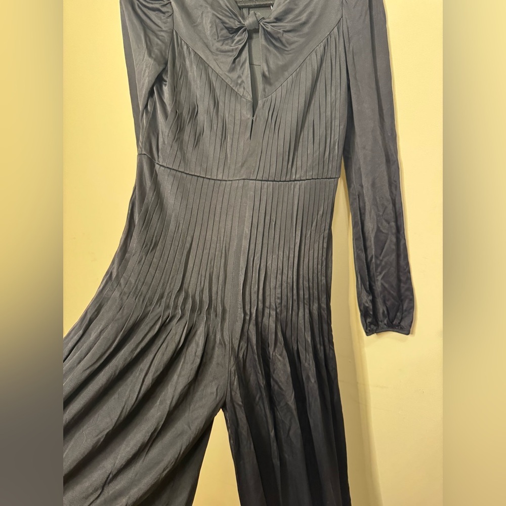 FARM Rio Black Long Sleeve Knot Jumpsuit - Picture 9 of 10